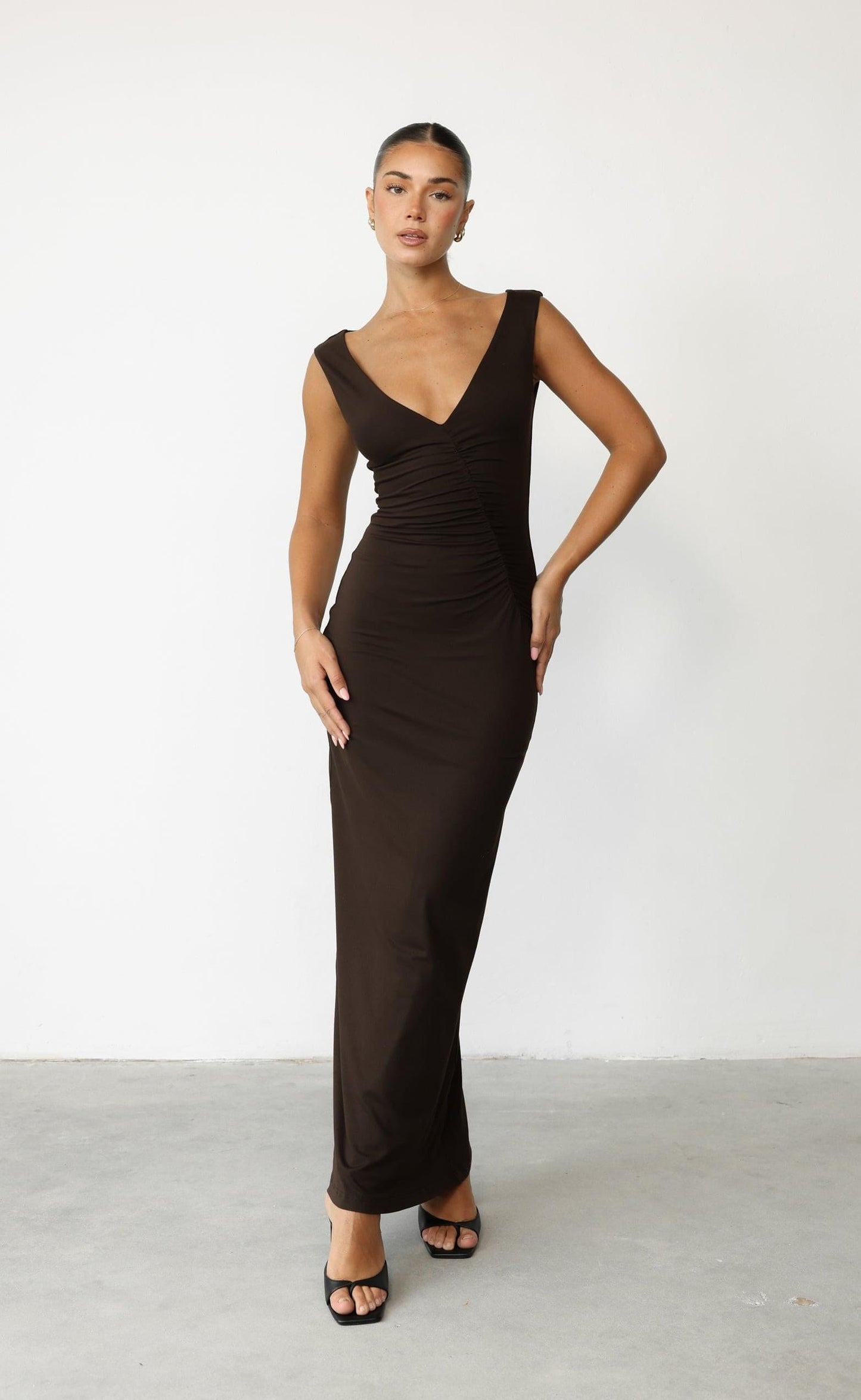 Viola Maxi Dress (Chocolate)