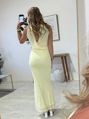 A Moment For the Dress