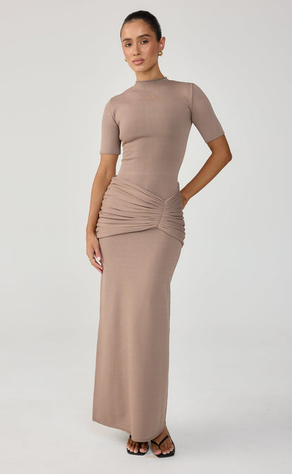 Cecily Maxi Dress (Mocha)