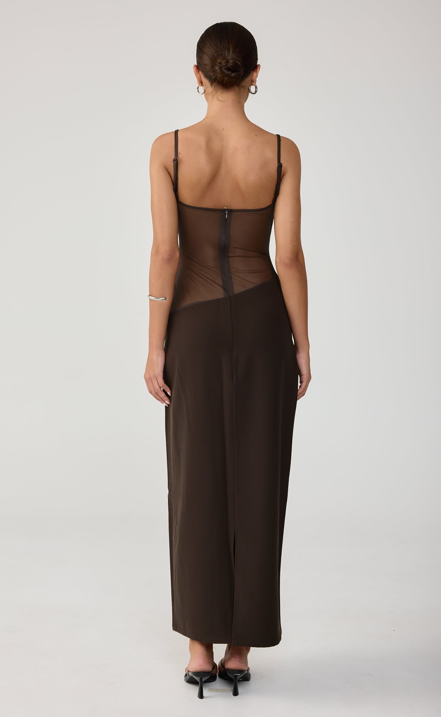 Eyes On Me Maxi Dress (Chocolate)