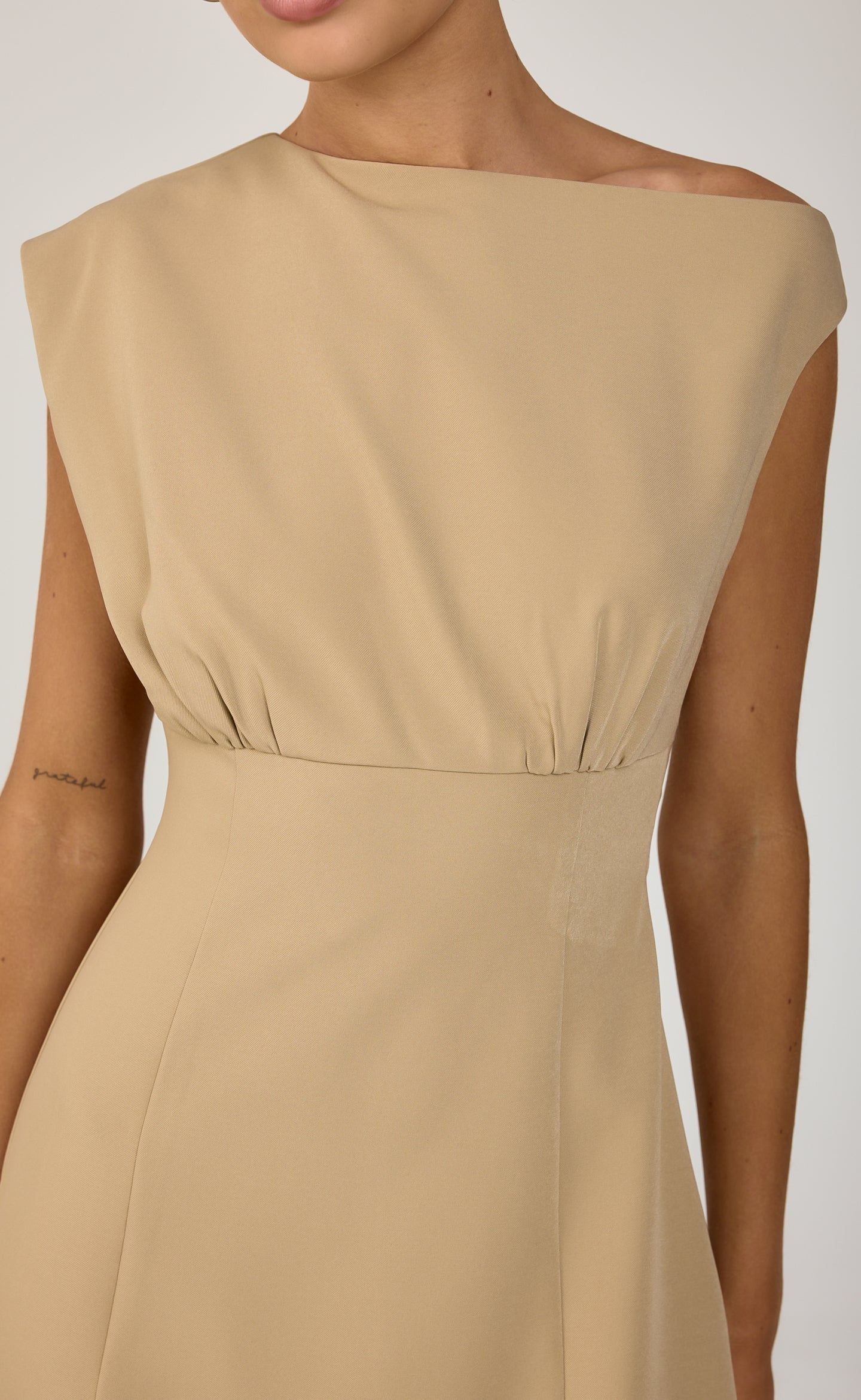 Zelara Mini Dress (Warm Honey)
